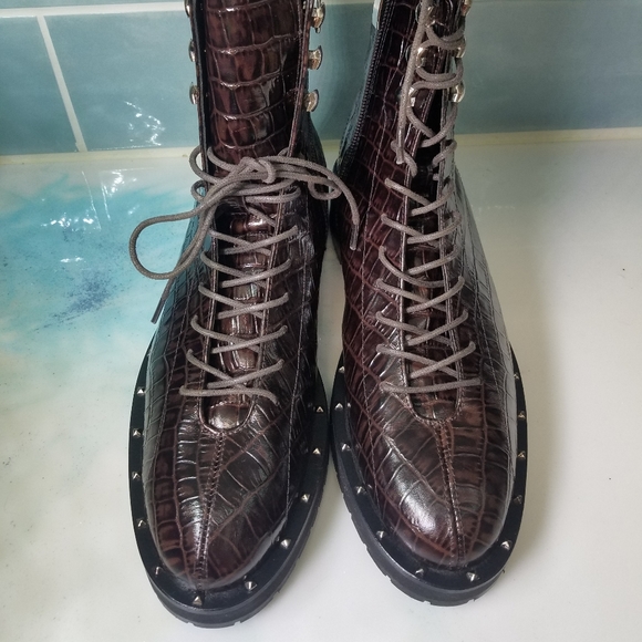 Boots -Tie up/Side Zipper Crocodile Embossed Funky - Picture 7 of 7